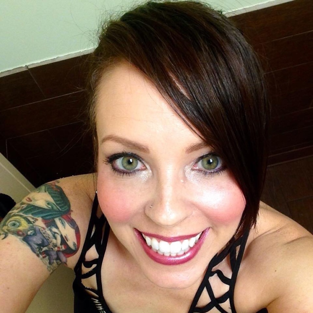 Meet your Posher, Amanda